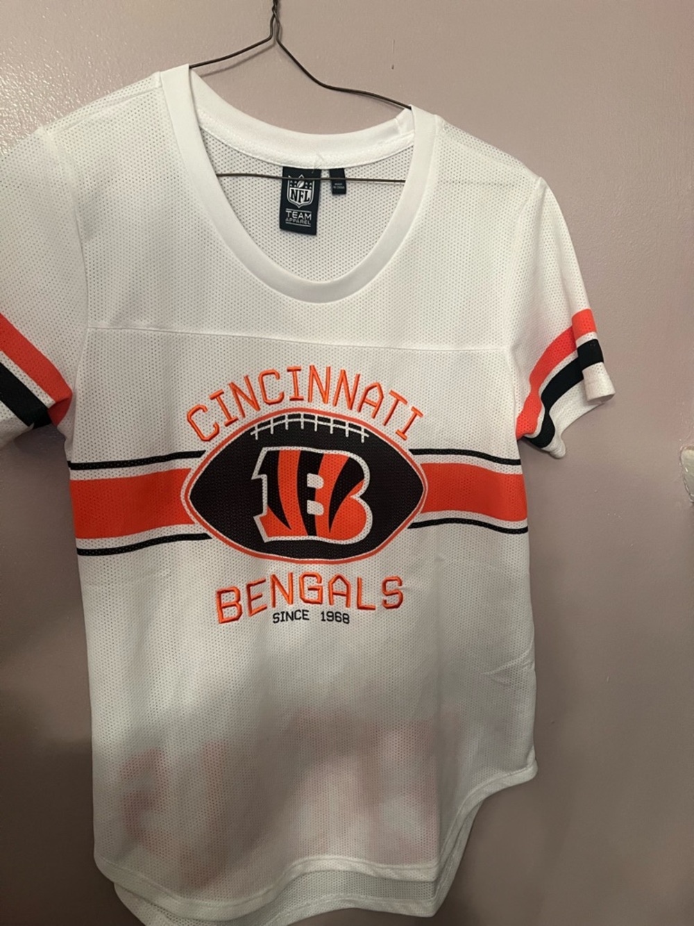 Team Apparel White, Cincinnati Bengals Ladies Jersey Lightweight Size M Like New